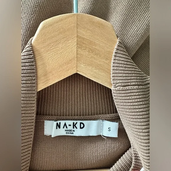 NA-KD Midi Bodycon Dress with Side Slit - Picture 4 of 4